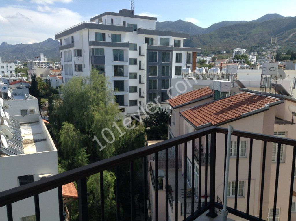 Girne, Merkezde 2 + 1 yeni Daire 