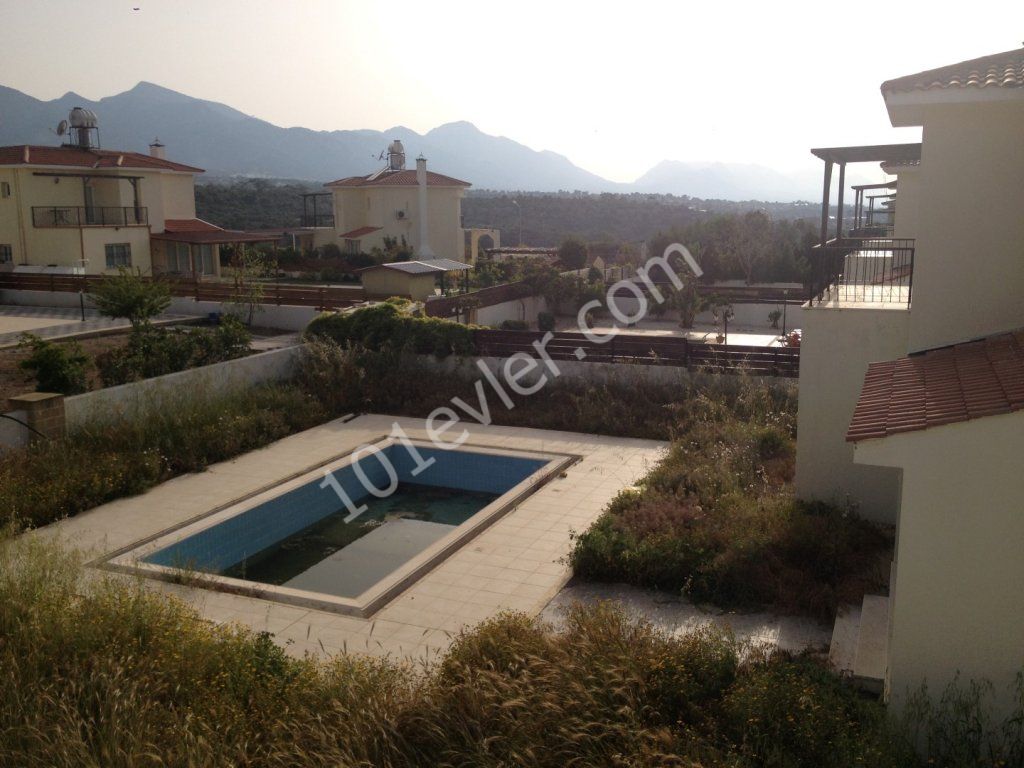 3 Bedroom villa in Arapköy near the ELEXCUS OTEL with excellent sea and mountain views 