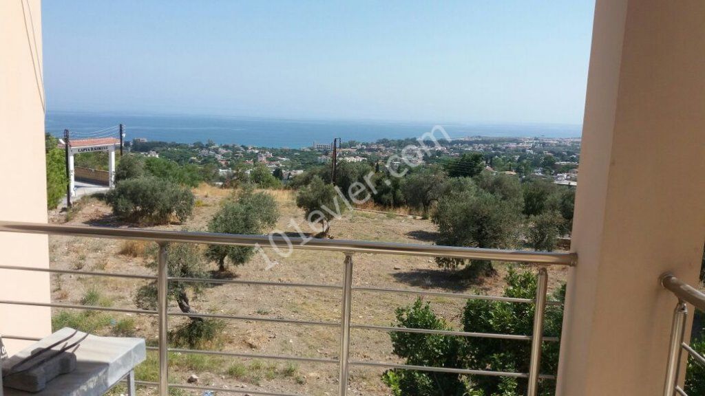 2 Bedroom apartment with stunning  sea views