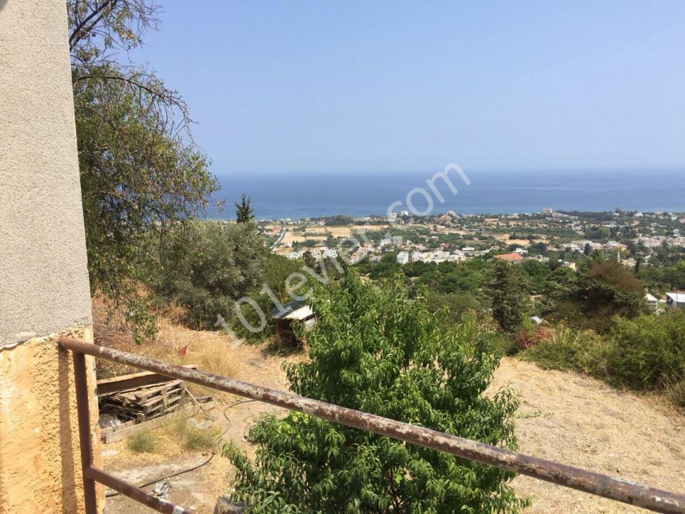 Traditional old Cypriot House with excellent Sea views