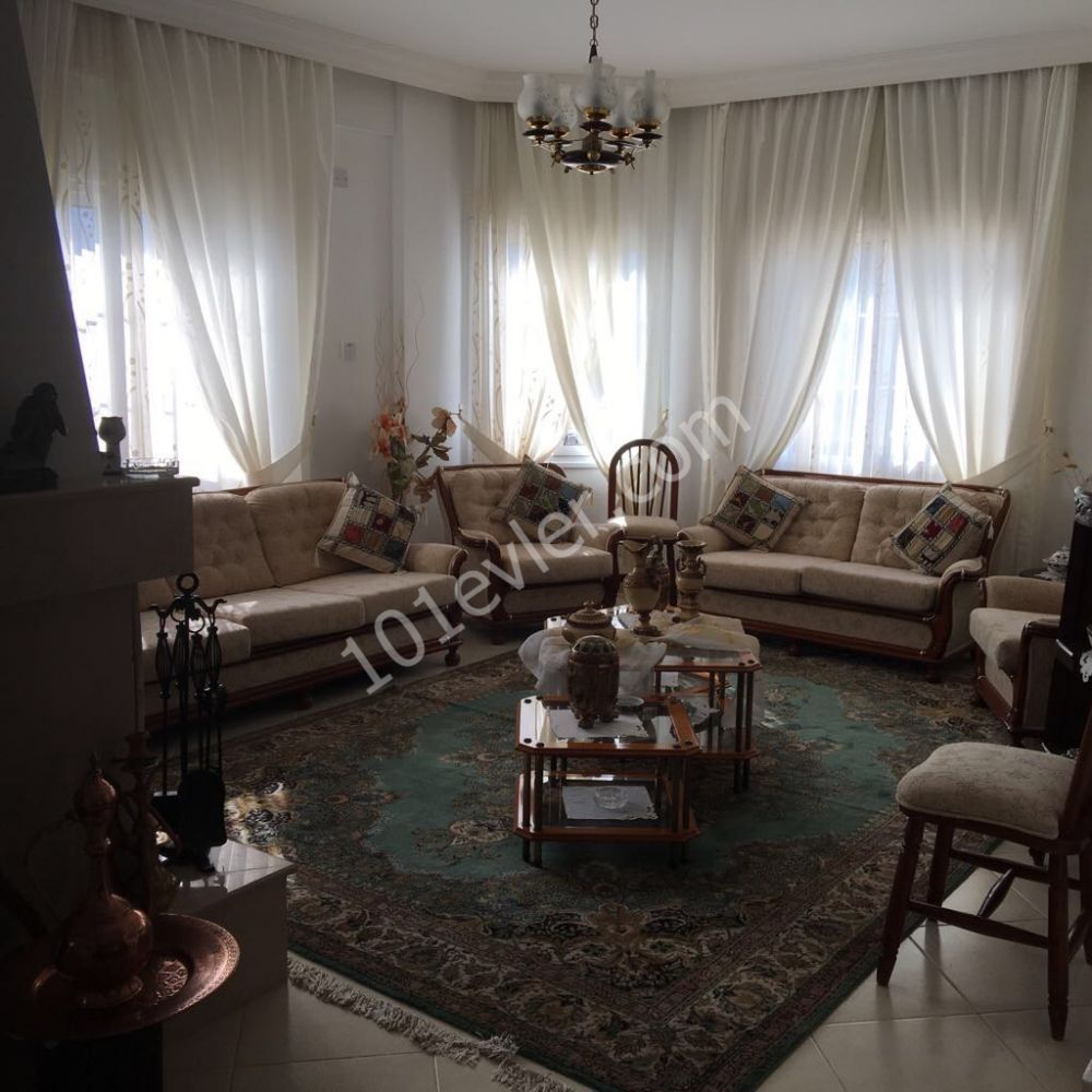 A BEAUTIFUL 3+1 VILLA LOCATED IN KYRENIA KARAOGLANOGLU 