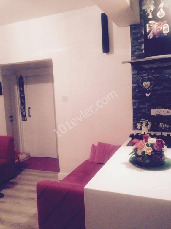 MAĞUSA BÖLGESİNDE 2+1  LÜKS PENTHOUSE .: DOĞAN BORANSEL +90 533 867 19 11