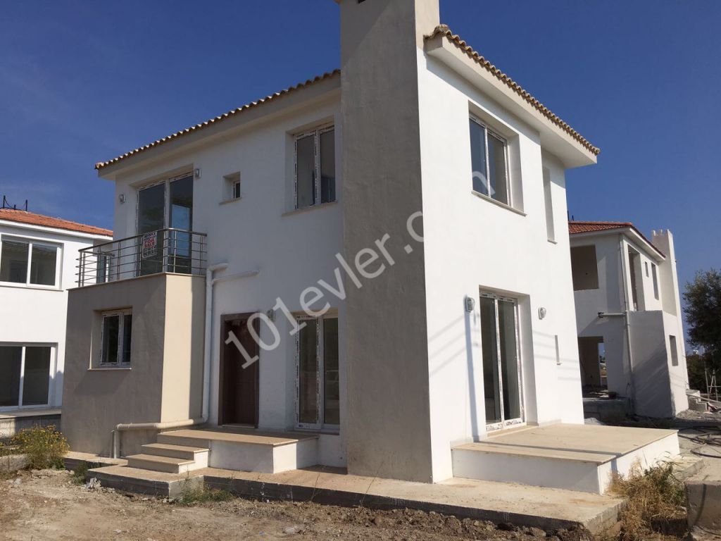 KYRENIA , Çatalköy area 3  bedroom VILLA : Contact  Doğan Boransel  0533-8671911