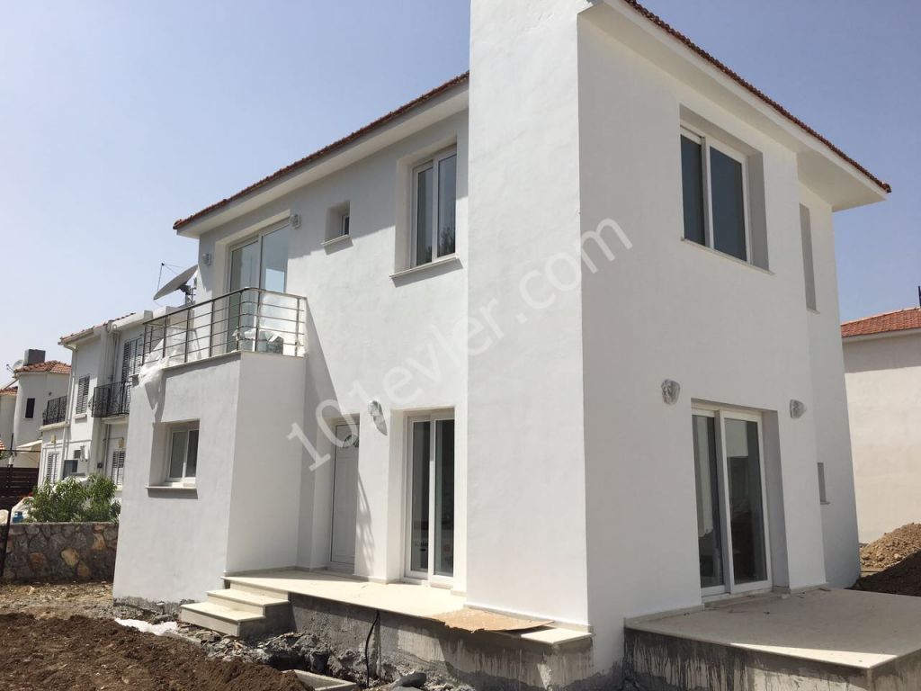 KYRENIA , Çatalköy area 3  bedroom VILLA : Contact  Doğan Boransel  0533-8671911