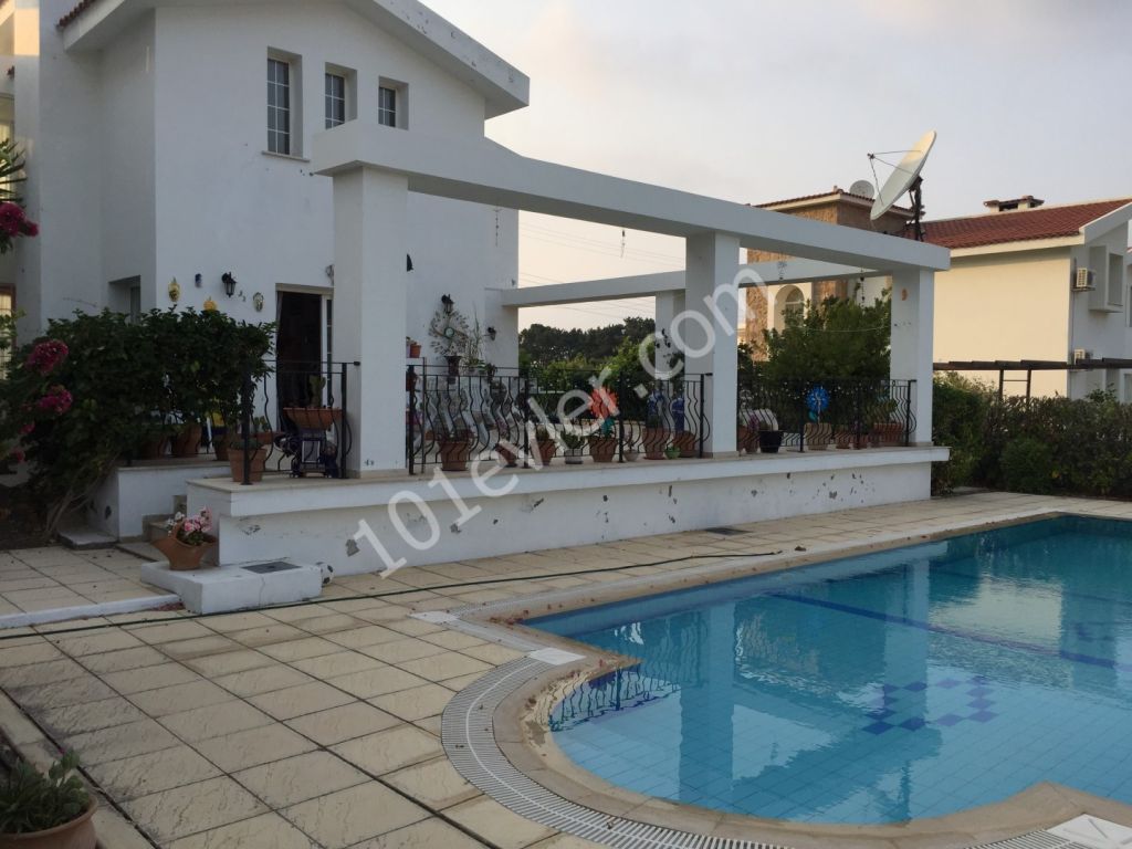 KYRENIA LAPTA AREA WITH SPECTACULAR VIEW 4+1 LUXURIOUS VILLA WIT SWIMMING POOL: DOĞAN BORANSEL 0533 867 19 11