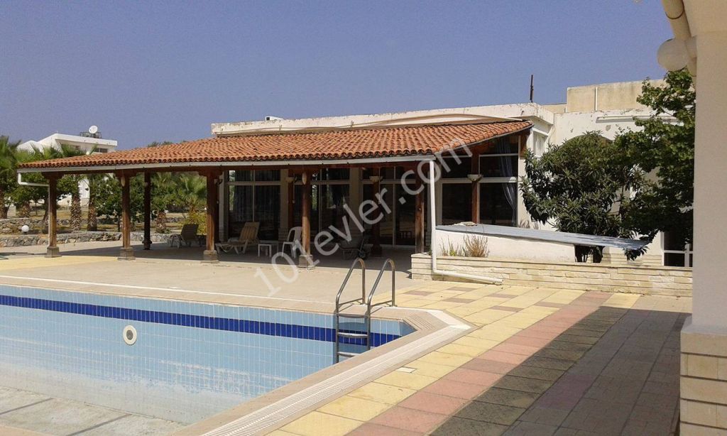 URGENT FOR SALE KYRENIA AREA FOR SALE BUNGALOWS