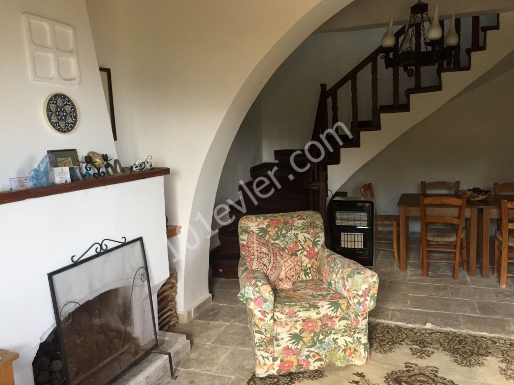 PRE 1974 ENGLISH TITLE 3 BEDROOM VILLA WITH  PANAROMIC VIEWS - SOLE AGENT : DOĞAN BORANSEL 0533-8671911