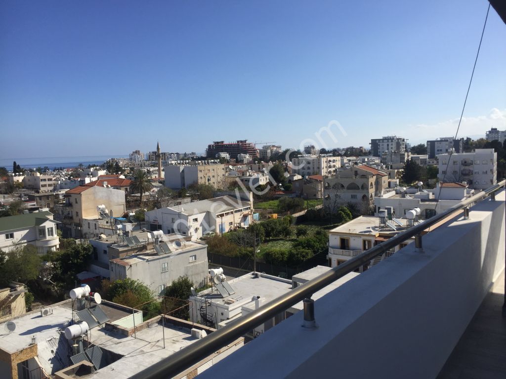 3 BEDROOM PENTHOUSE WITH UNINTRRUPTABLE VIEWS OF KYRENIA- AS SOLE AGENT