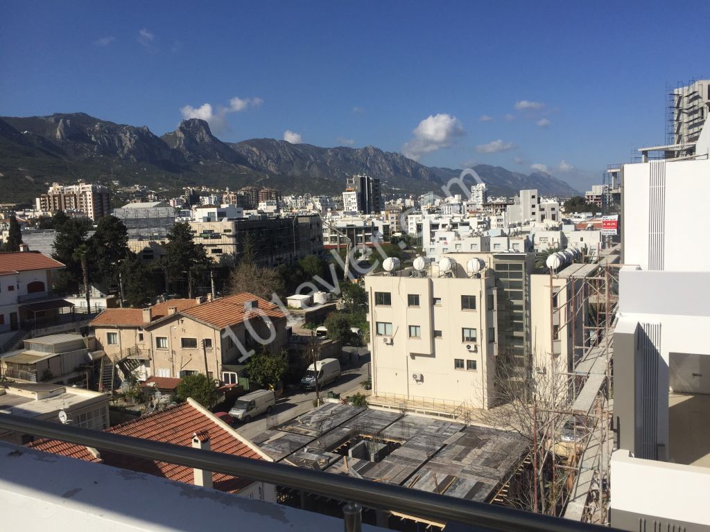 3 +1 PENTHOUSE IM ZENTRUM VON Kyrenia – DIE EINZIGE AUTORISIERTE AGENTUR