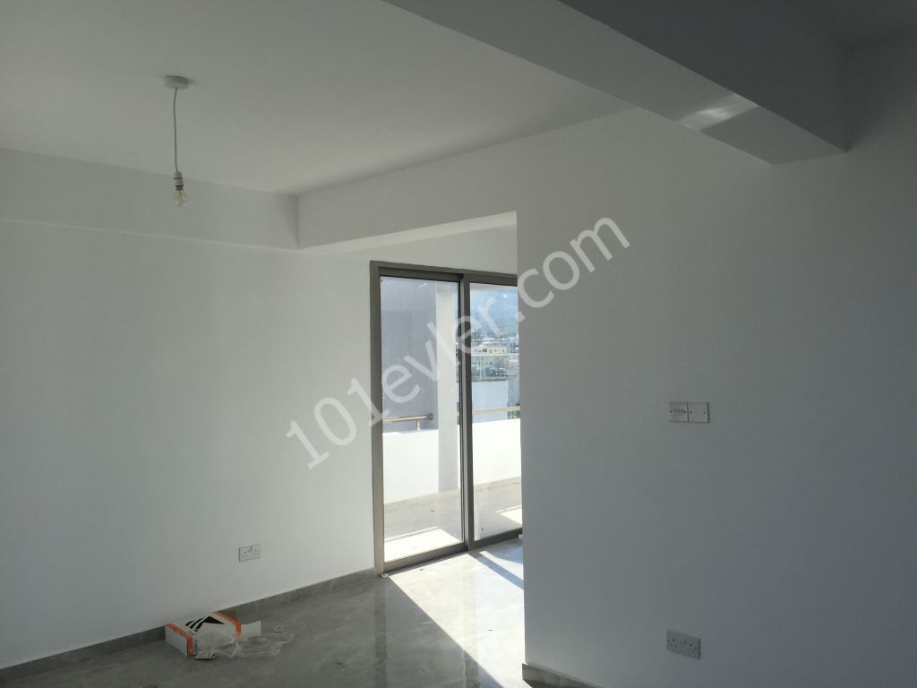 3 BEDROOM PENTHOUSE WITH UNINTRRUPTABLE VIEWS OF KYRENIA- AS SOLE AGENT