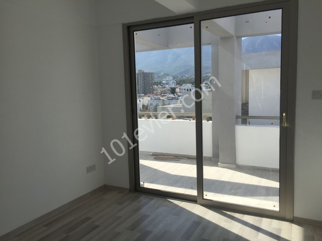 3 BEDROOM PENTHOUSE WITH UNINTRRUPTABLE VIEWS OF KYRENIA- AS SOLE AGENT