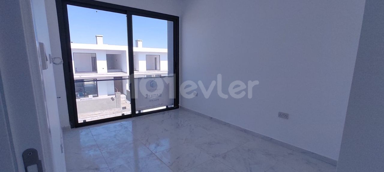 VILLA ZUM VERKAUF IN HAMITKÖY.. Kontakt: 0542 885 88 88 ** 