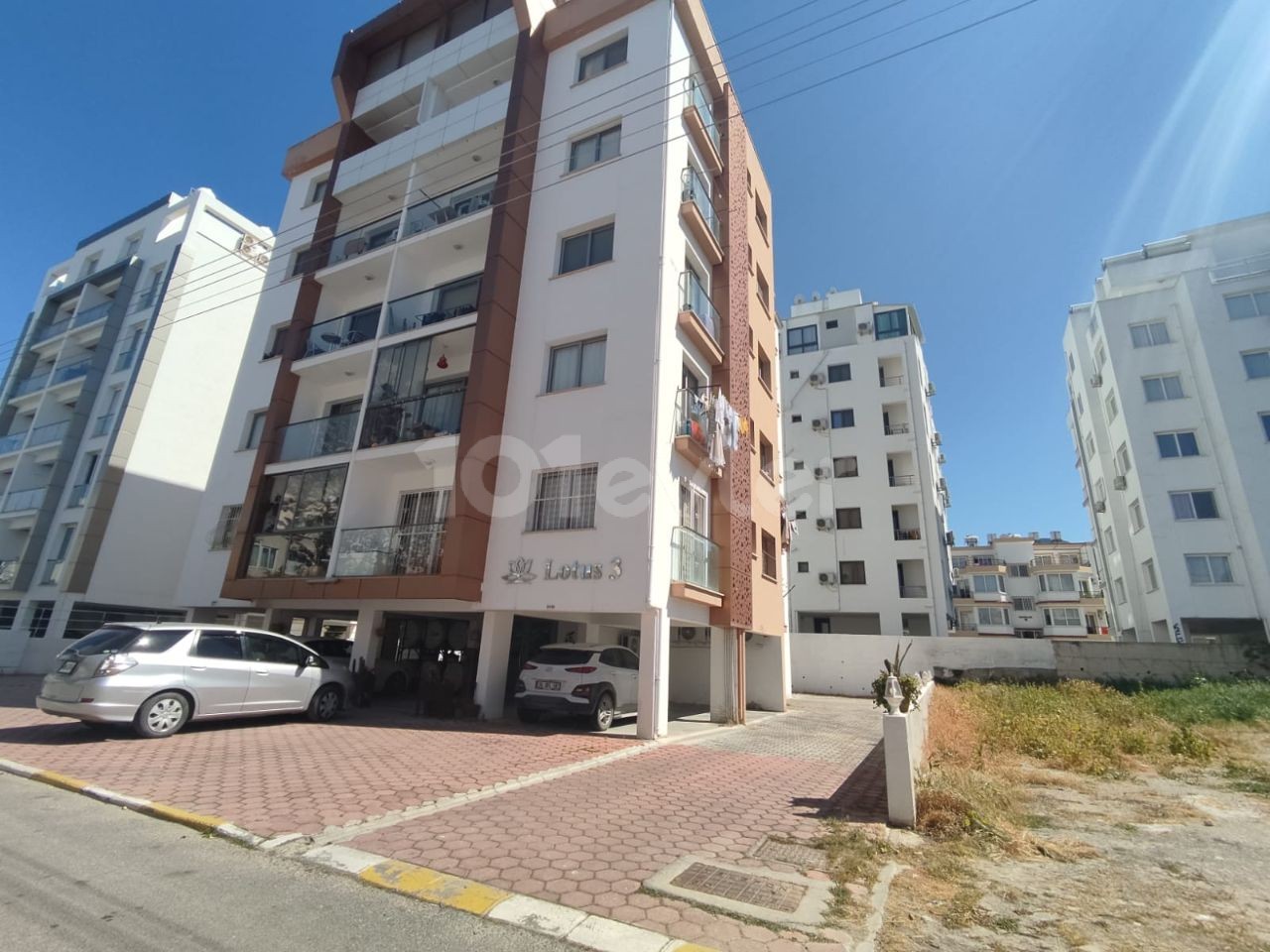 2+1 Penthose Apartment Near the Stops in the Center of Kyrenia ** 