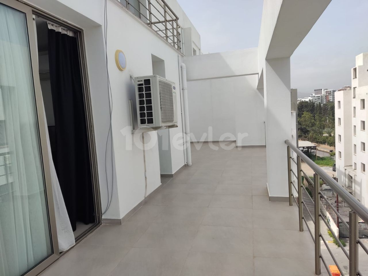 3 + 1 Penthouse Zum Verkauf In Schöner Lage Im Zentrum Von Kyrenia ** 