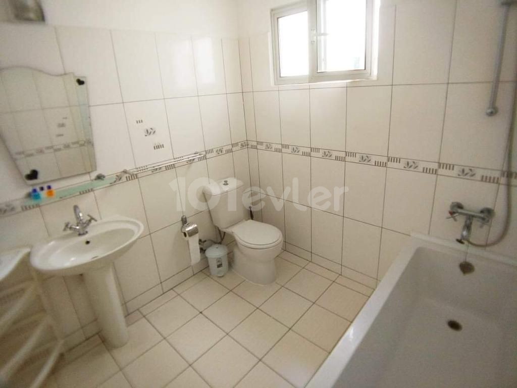 Günlük veya Uzun Dönem İçin İdeal 3+1 Site İçeresinde Kiralık Daire 