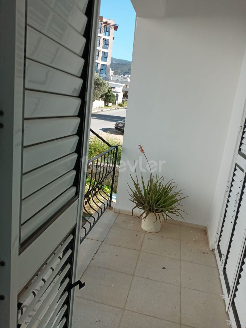 3+1 FOR SALE IN A VERY QUIET AREA OF KYRENIA ** 