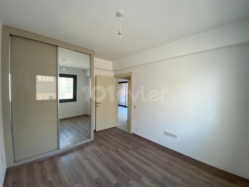 2+1 Zero Apartment in a New Building in Central Kyrenia