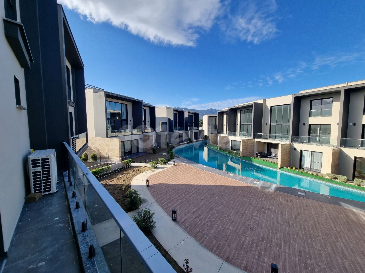 3+1 flat for sale in Girne Karaoğlanoğlu area