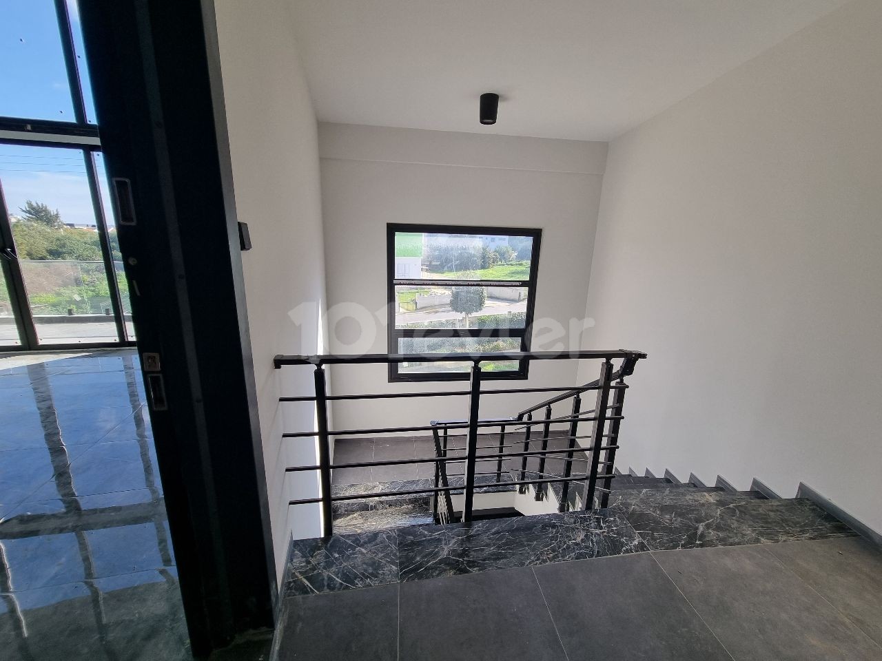 3+1 flat for sale in Girne Karaoğlanoğlu area