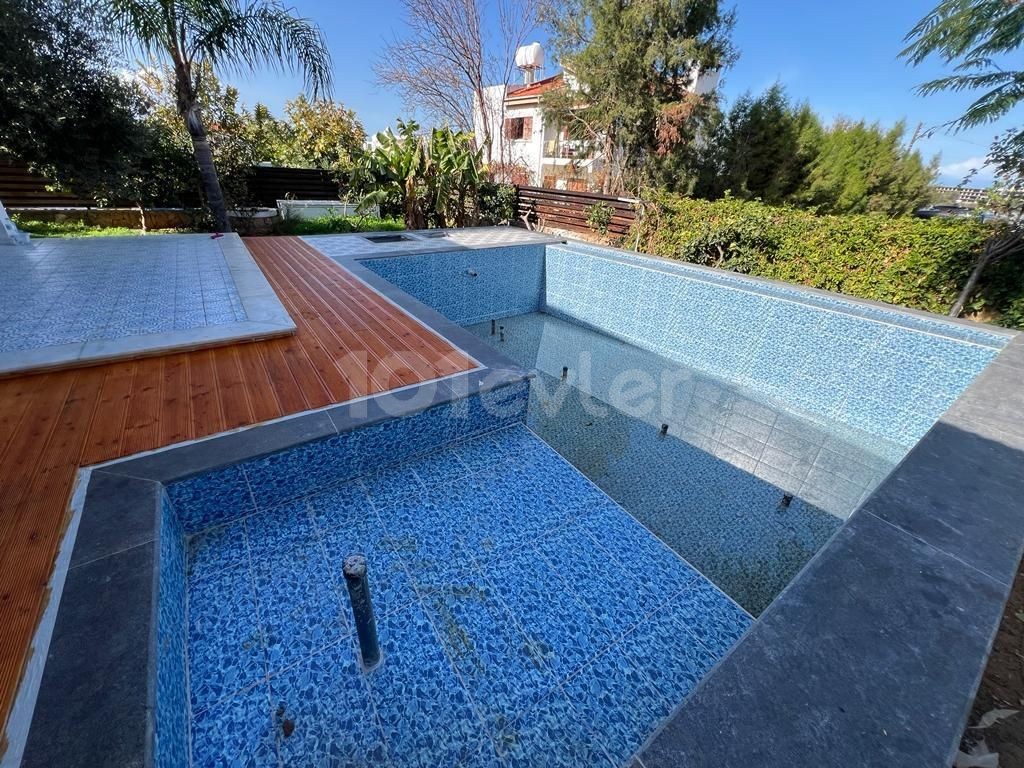 3 Bedroom Villa for Rent in Catalkoy with Private Pool 