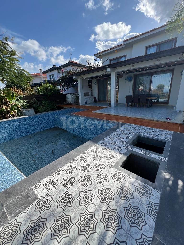 3 Bedroom Villa for Rent in Catalkoy with Private Pool 