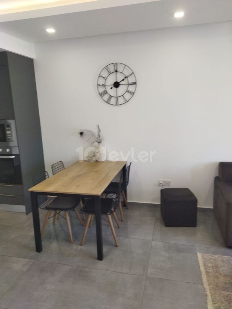 avlulu sitede kiralık 1+1