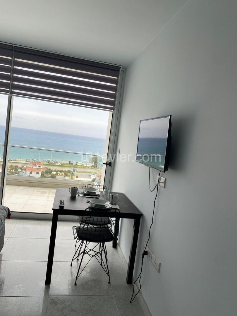 Abelia Residence İskele Boğaz Deniz Manzaralı Satılık Stüdyo Daire 