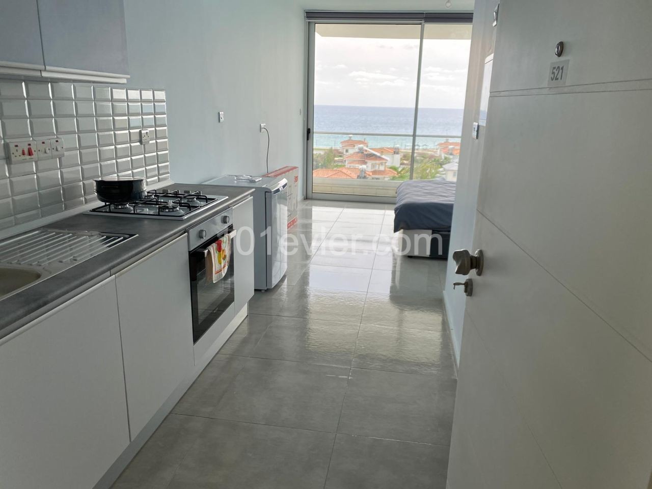 Abelia Residence İskele Boğaz Deniz Manzaralı Satılık Stüdyo Daire 