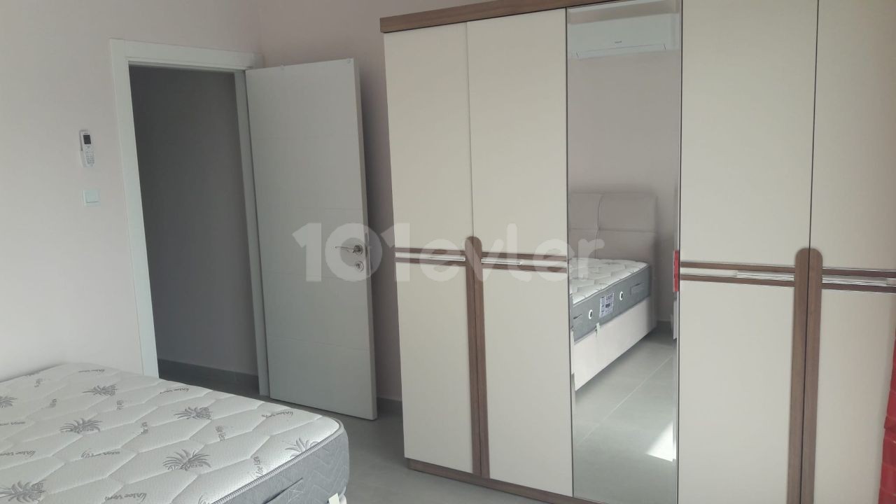 İSKELE LONG BEACH SİTE İÇİNDE FULL EŞYALI SATILIK 1+1 DAİRE 