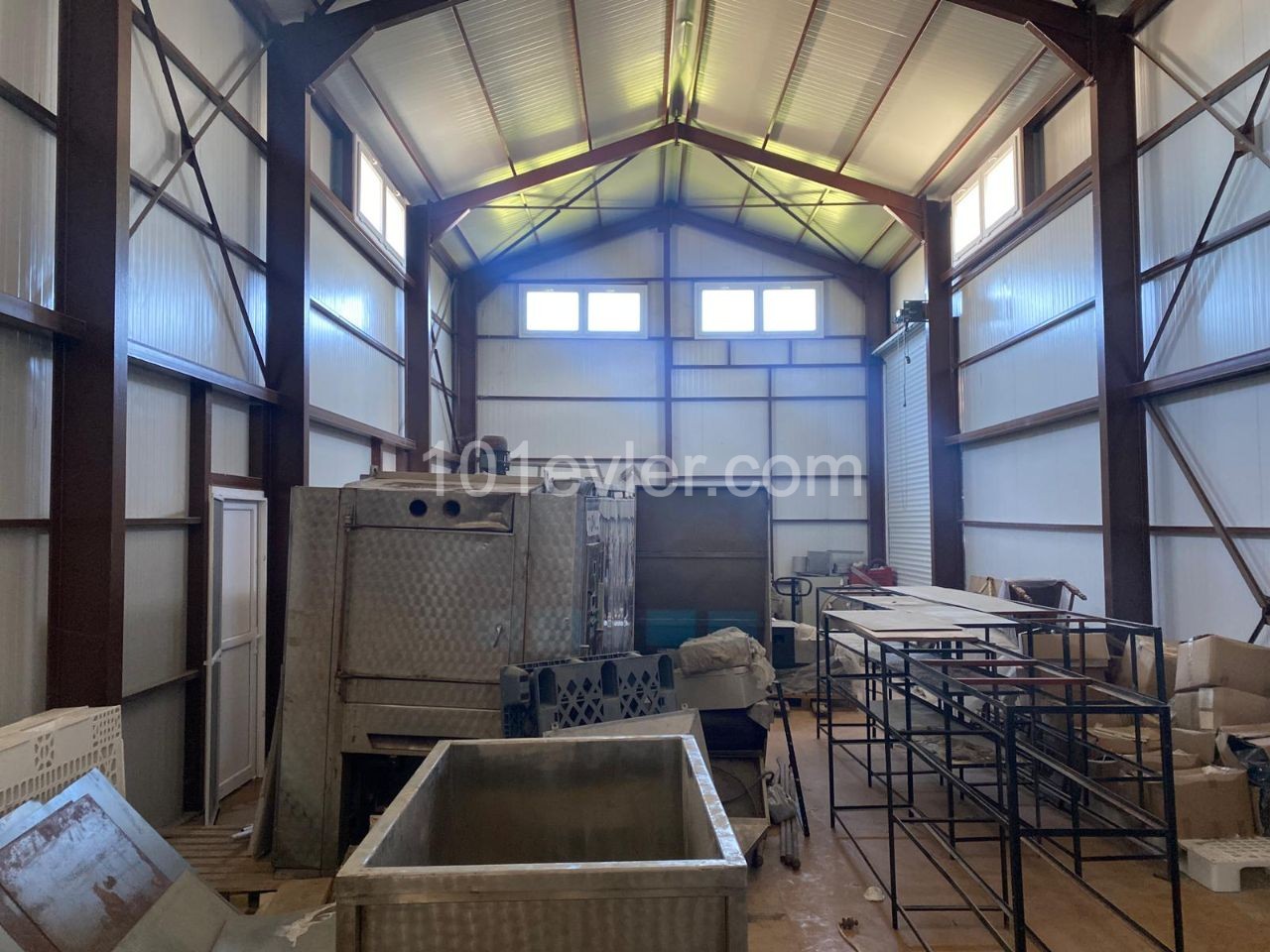 Rental Warehouse in Karaoglanoglu Industrial Zone ** 