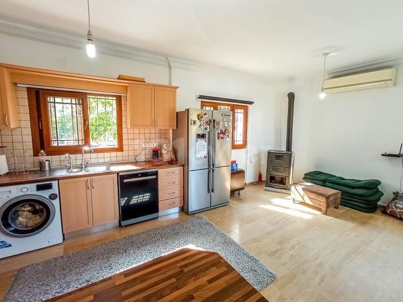 Girne Çatalköyde Deniz Manzaralı Ortak Havuzlu Müstakil 2+1 Villa 119000 Stg 