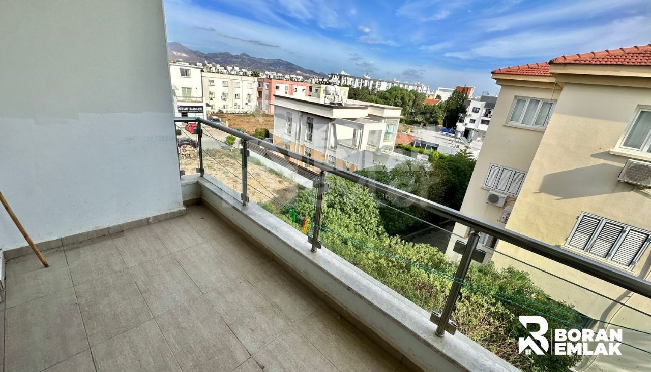 2+1 voll möblierte Wohnung zur Miete in Nikosia Yenikent/Ortaköy 400 STG