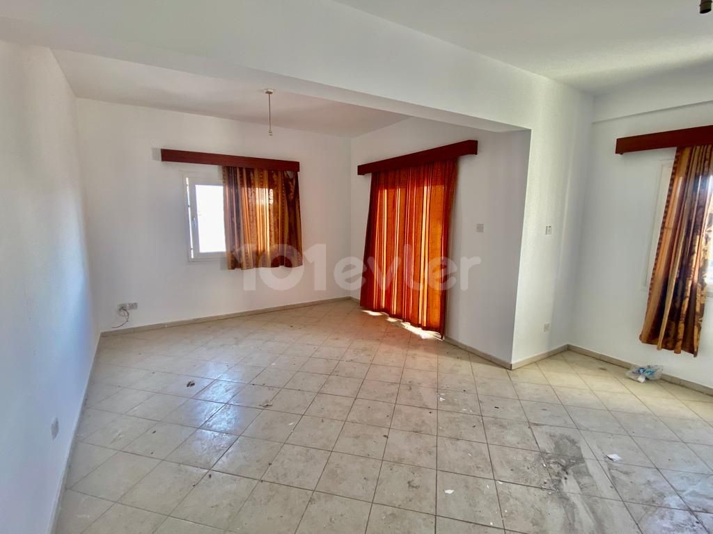 3+1 Spacious Turkish Apartment for Sale in Taşkinköy, Nicosia 44,000 STG ** 