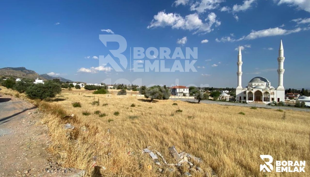 Kyrenia, A Plot of 800 M2 for Sale in Dikmen, All Dec Are Available for 45,000 Stg ** 