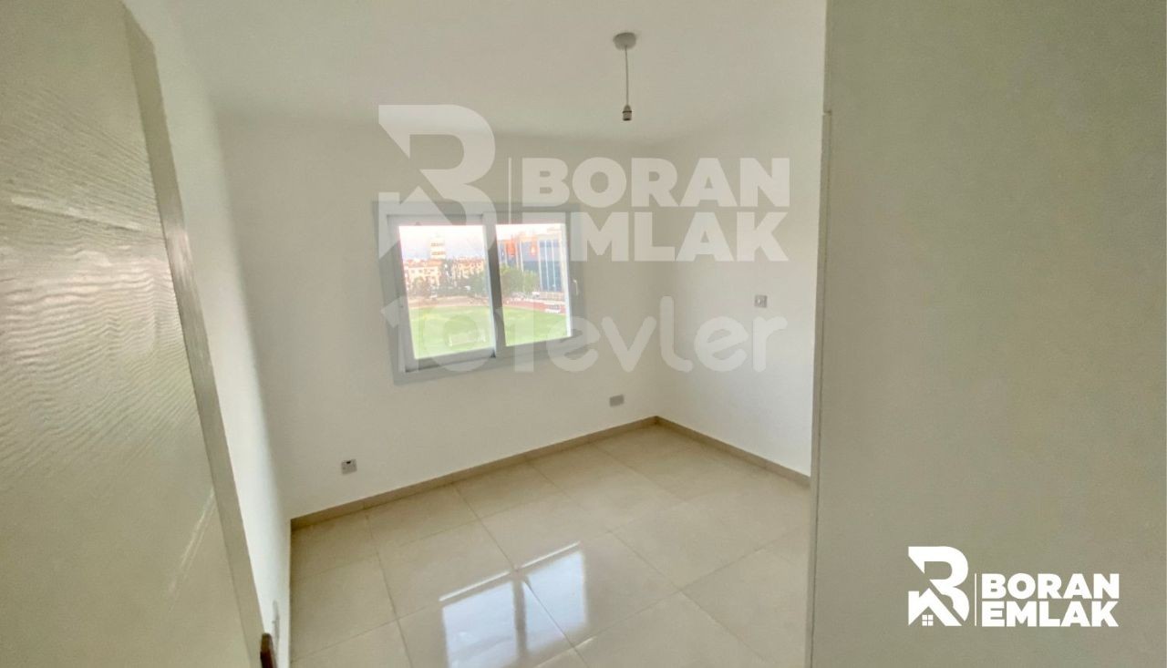 2+1 Penthouse zum Verkauf in Nikosia kleine Kaymakli 63,000 Stg ** 