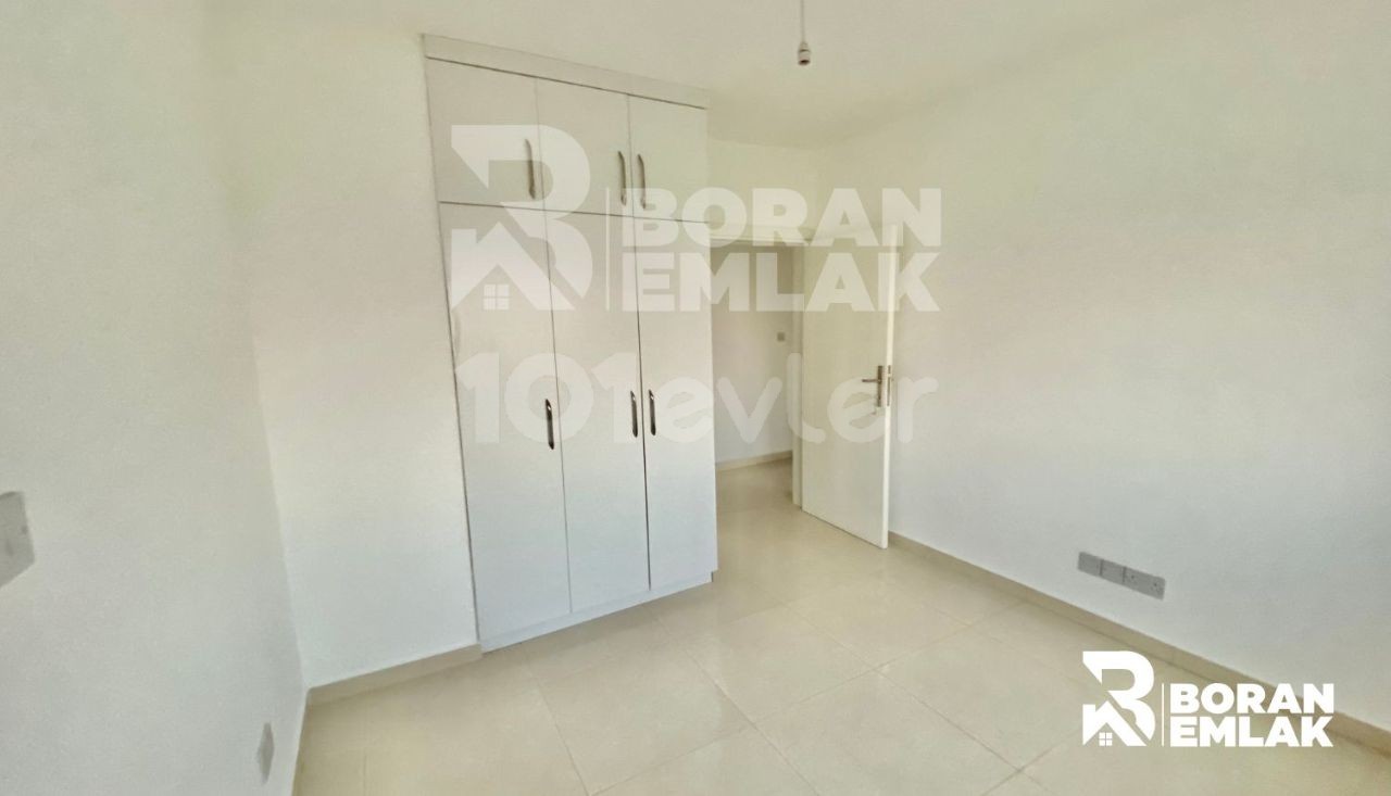 2+1 Penthouse zum Verkauf in Nikosia kleine Kaymakli 63,000 Stg ** 