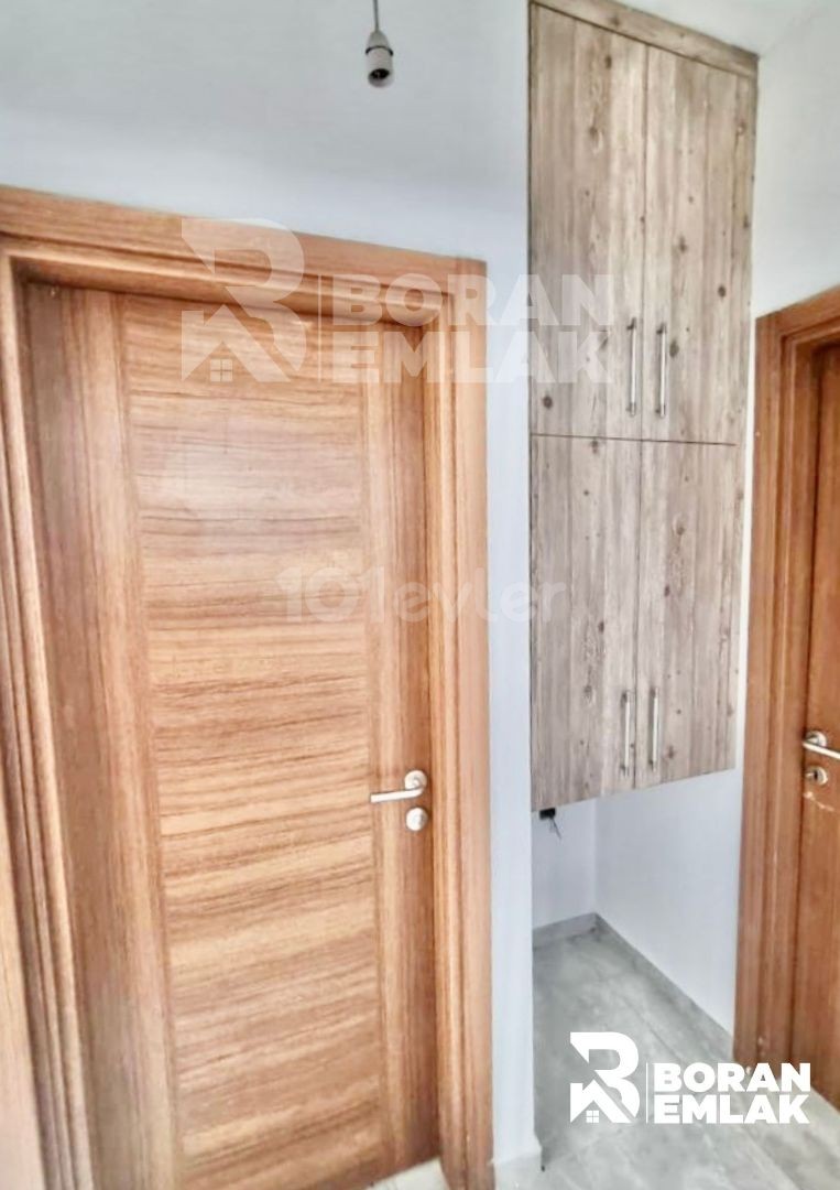 2+1 350 Stg Wohnung zur Miete in Nikosia Kucuk Kaymakli (3 Monate im Voraus) ** 