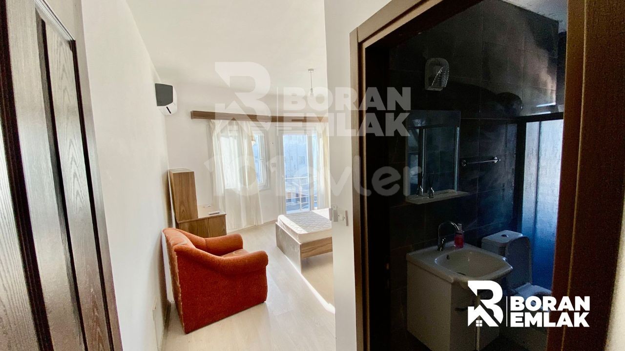 3+1 Wohnung zu vermieten in Nikosia Kucuk Kaymakli 325 STG ** 