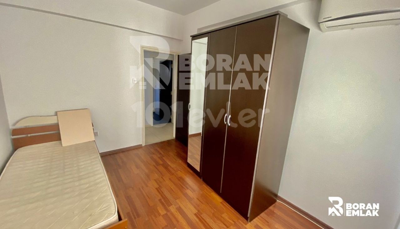 3+1 Wohnung zu vermieten in Nikosia Kucuk Kaymakli 400 STG ** 