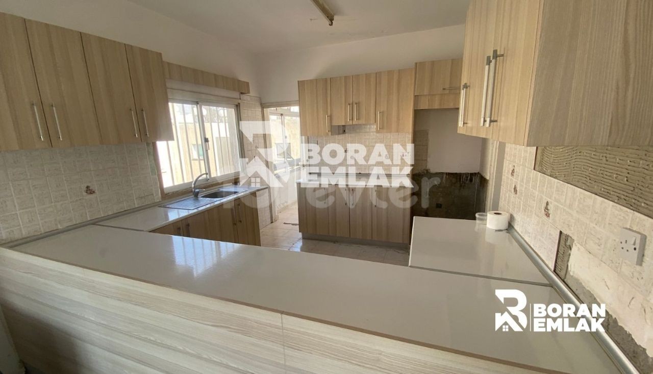 Lefkoşa Ortaköy'de 3+1 Kiralık EŞYASIZ Daire 