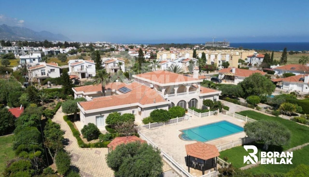 Ultra-Luxusvilla zum Verkauf in Kyrenia Çatalköy