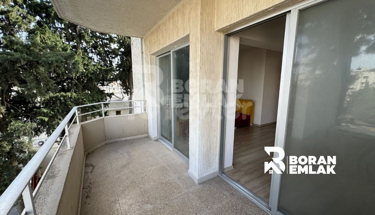 Very Spacious Flat on the Main Street for Sale in Kyrenia Center TURK KOCANLI (Suitable for Office Use)