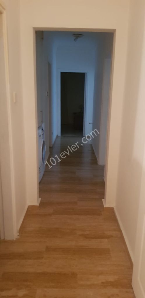 Flat To Rent in Aşağı Girne, Kyrenia