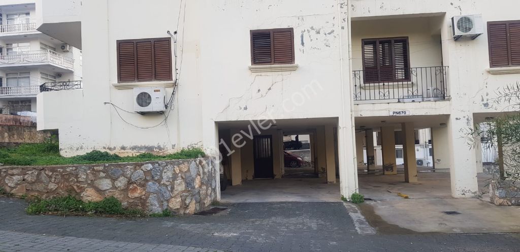 Flat To Rent in Aşağı Girne, Kyrenia