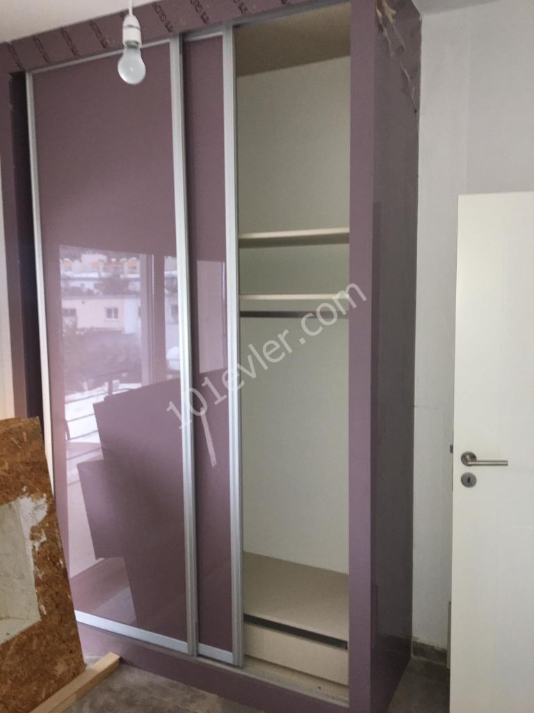 ALSANCAK  SEVİLYA SİTESİ KIRALIK 3+1  DAİRE