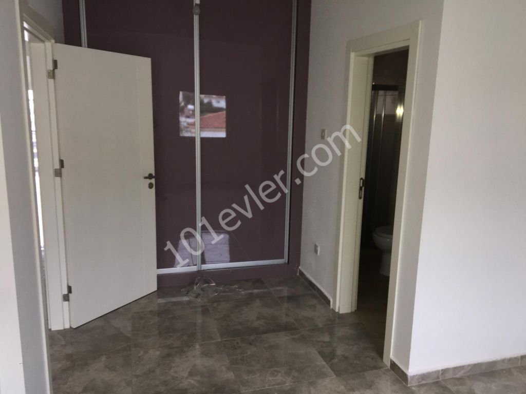 ALSANCAK  SEVİLYA SİTESİ KIRALIK 3+1  DAİRE