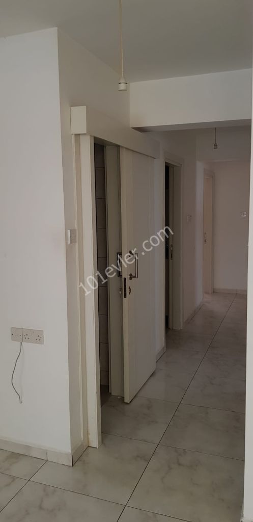 Flat To Rent in Girne Merkez, Kyrenia