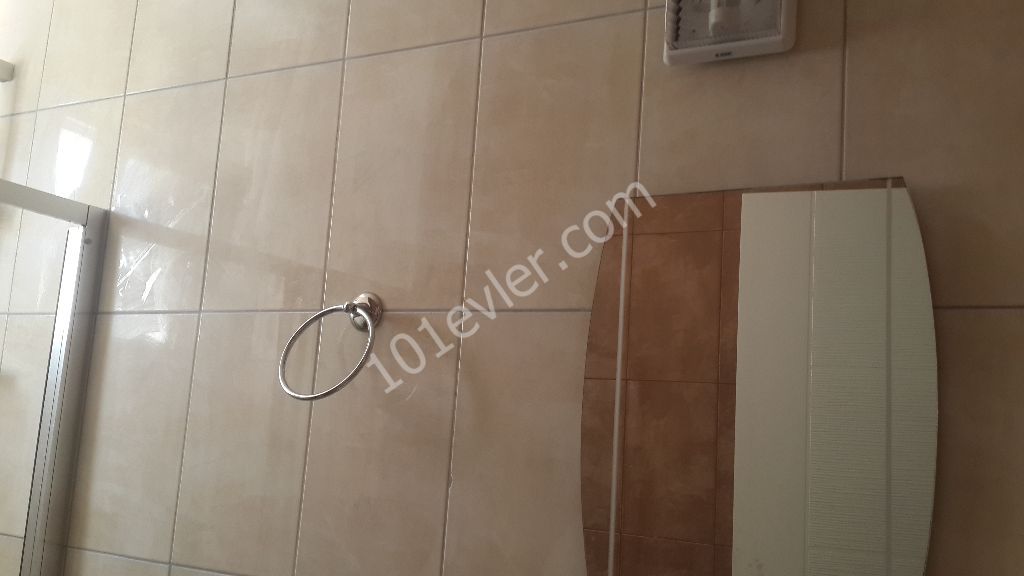 Flat To Rent in Girne Merkez, Kyrenia