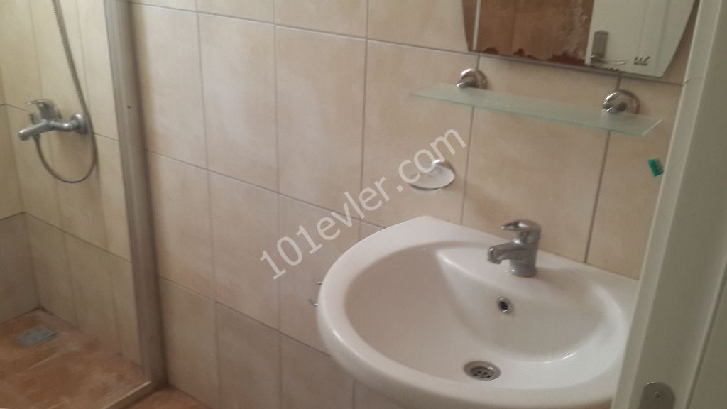 Flat To Rent in Girne Merkez, Kyrenia