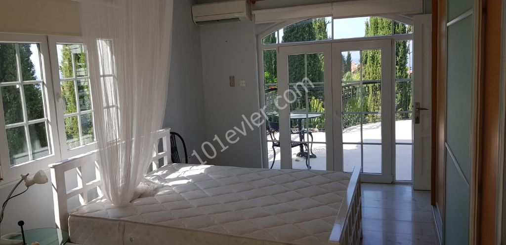 Villa To Rent in Çatalköy, Kyrenia